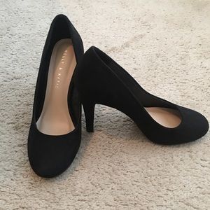 Black pumps 8.5 LIKE NEW